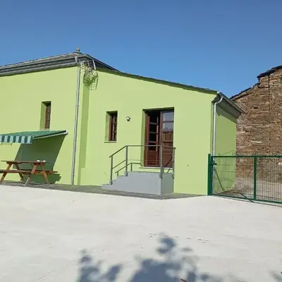Casa Rural de alquiler integro La Cantina de Villarmayor-Asturias